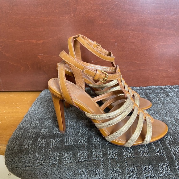 Tory Burch heels - Picture 1 of 8